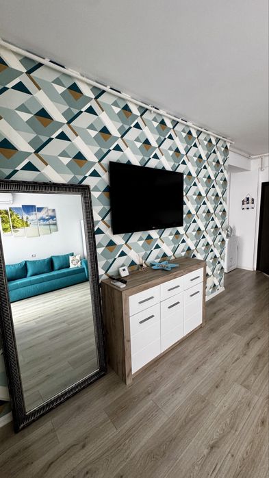 Inchiriez ap.2 camere, str. D30, 100 m de plaja 15.sept 2026-1.iunie 2027