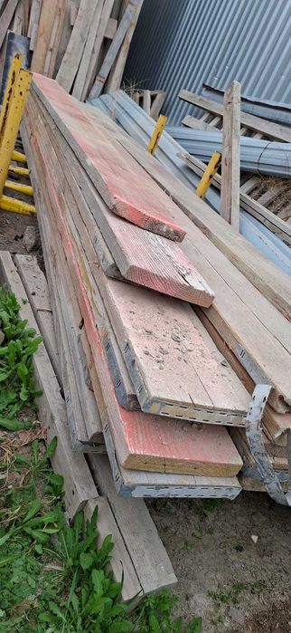 Доски 4мтр 30Х 220 длина 4мтр