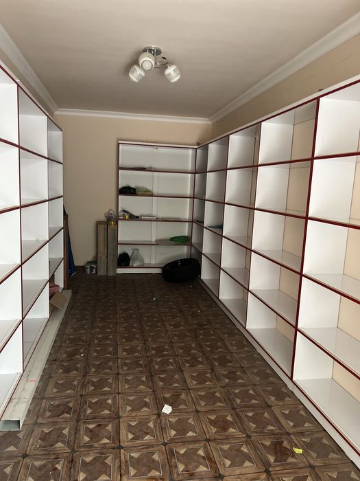 Продоються шкафы доя магазина