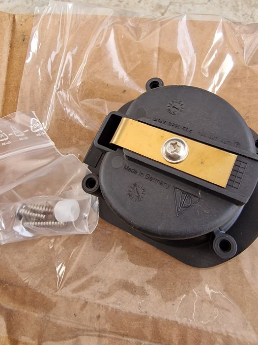 PORSCHE Cayenne Panamera Taycan 971 97A 97B Скоба 9Y0915344