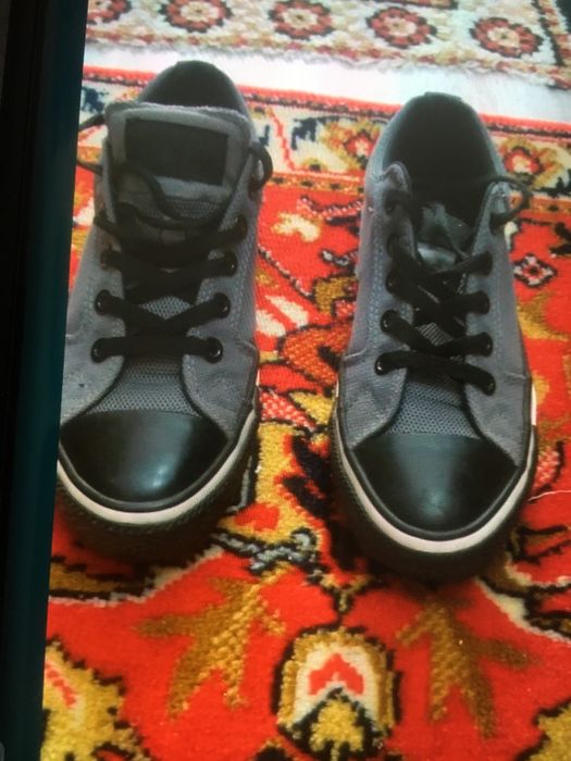 Vand tenisi converse