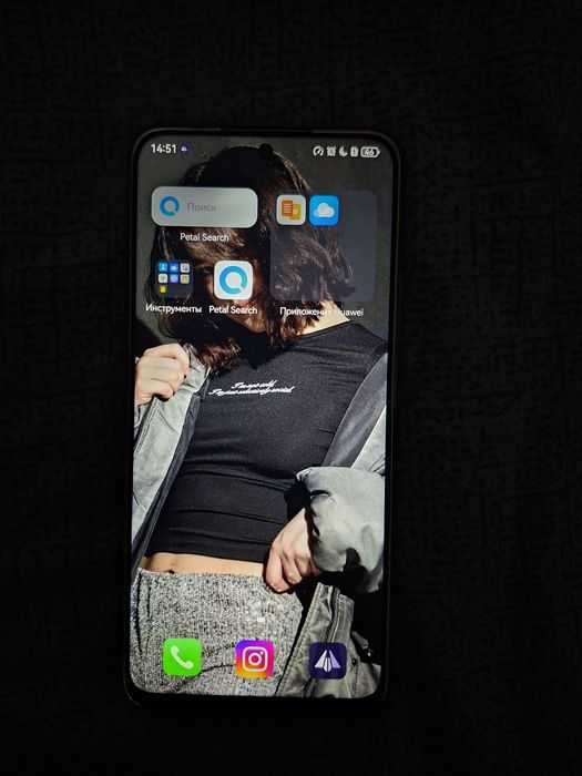 Продам Huawei nova 13i