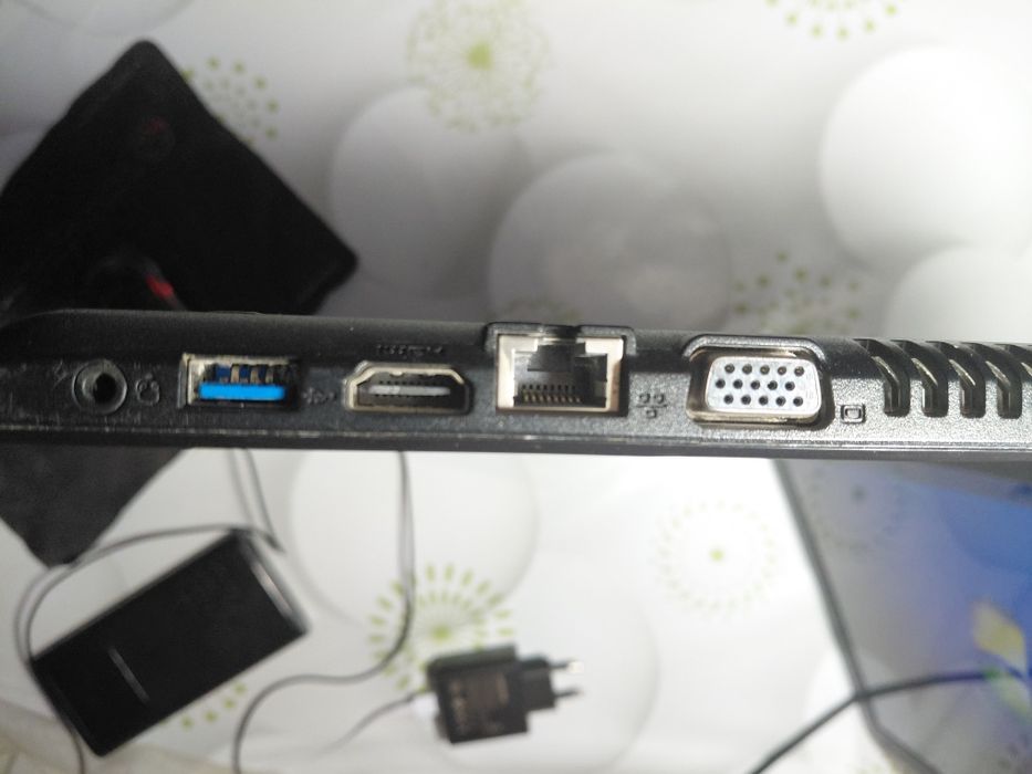 Продам ноутбук срочно