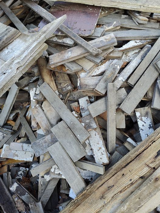 Vând lemne pentru foc