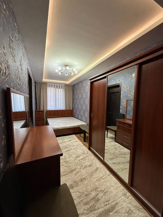 Продам комплект спальни