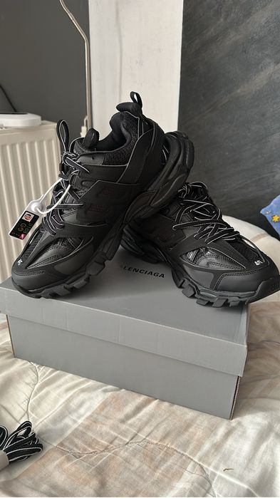 Balenciaga Track Black