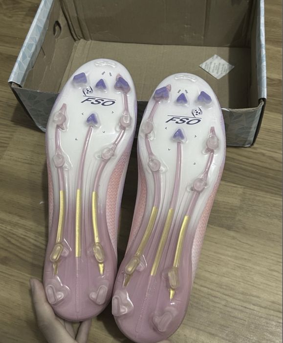 Продам бутсы F50