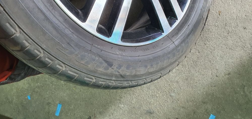 Гуми 4бр 255/55/19 - 1бр  - 149лв