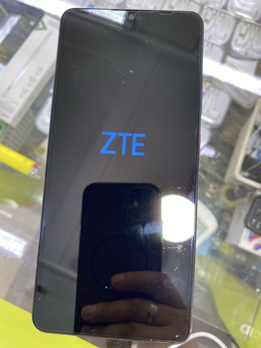 Продам ZTE A36 128