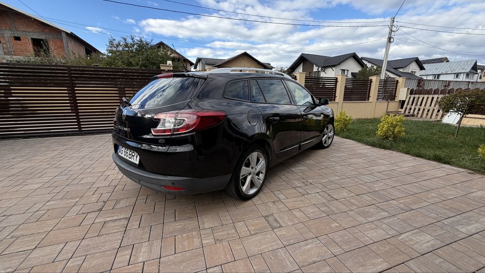 RENAULT Megane 2012 — imagine 2
