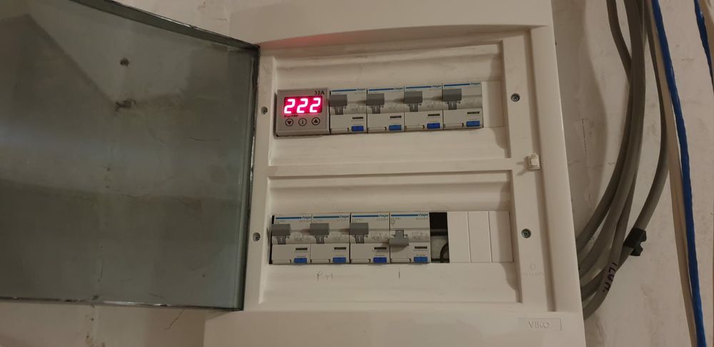 Electrician profesionist