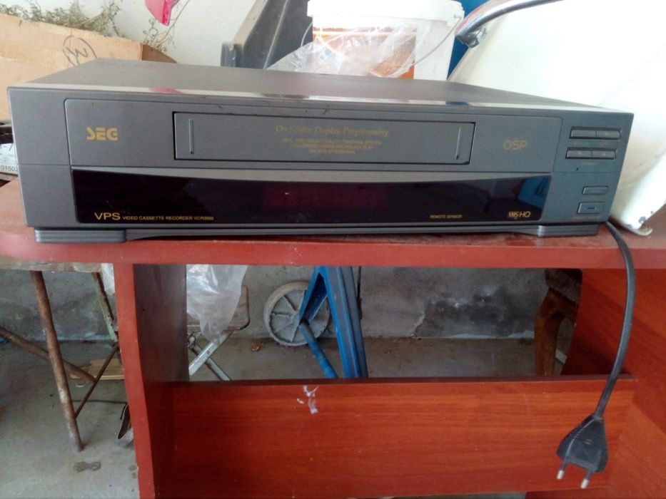 Продам видеомагнитофон НЕРАБОЧИЙ