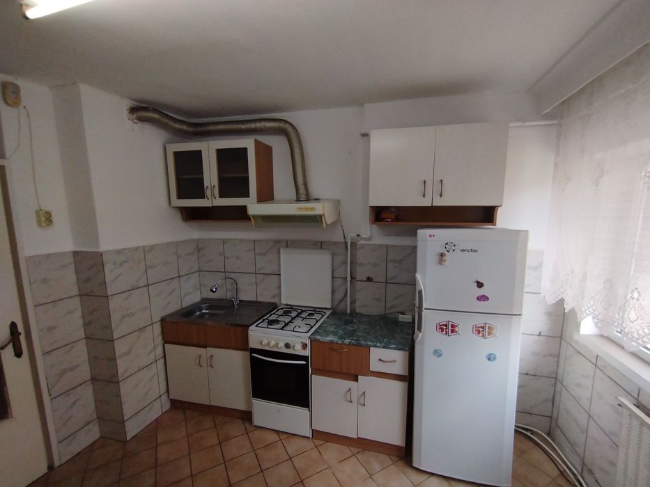 Dau in chirie 2 camere Zona Parcul Mara'