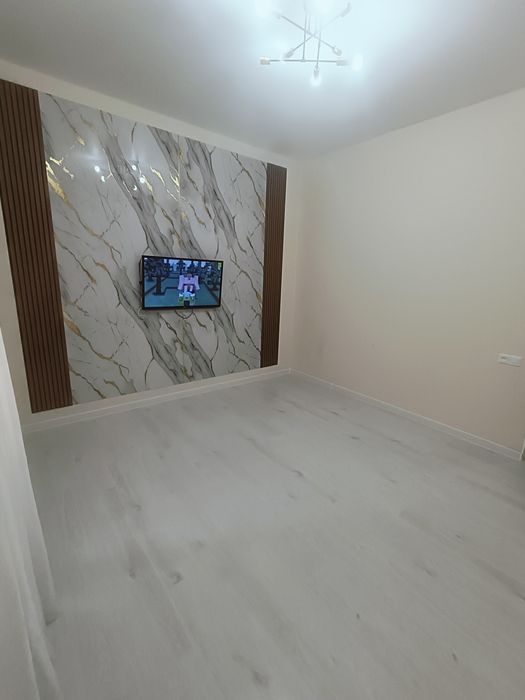 Срочно продам 1 к. Кв в 16 мкр
