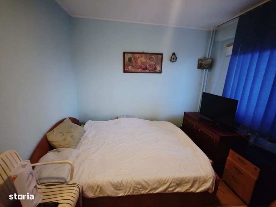 Berceni,Straja Resita,Str Gradistea Mega Image