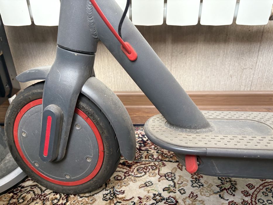Продам электросамокат