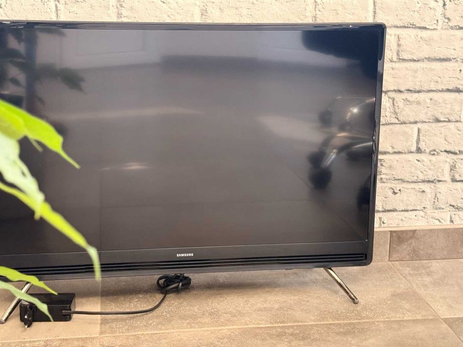 телевизор SAMSUNG UE32K4102AK