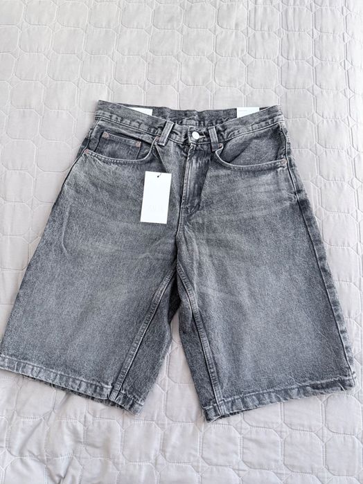 Нови мъжки бермуди Zara