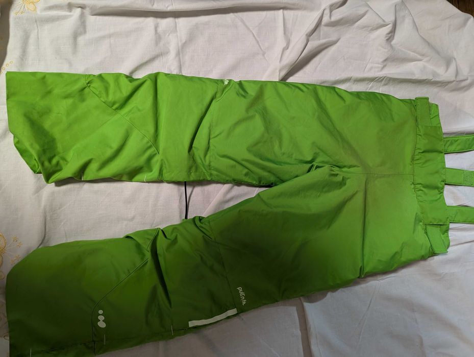 Pantaloni SCHI WED’ZE – verzi, cu bretele, buzunare ZIP | partie