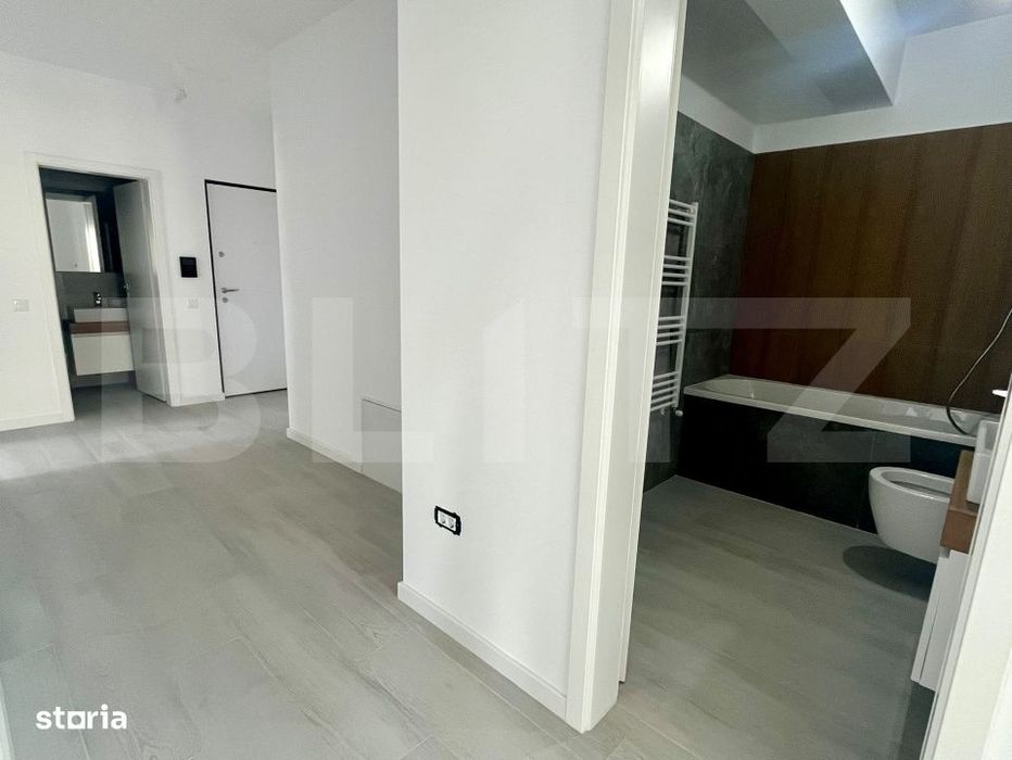 Apartament 3 camere, 78.7 mp, parcare + boxa, zona Tractoru