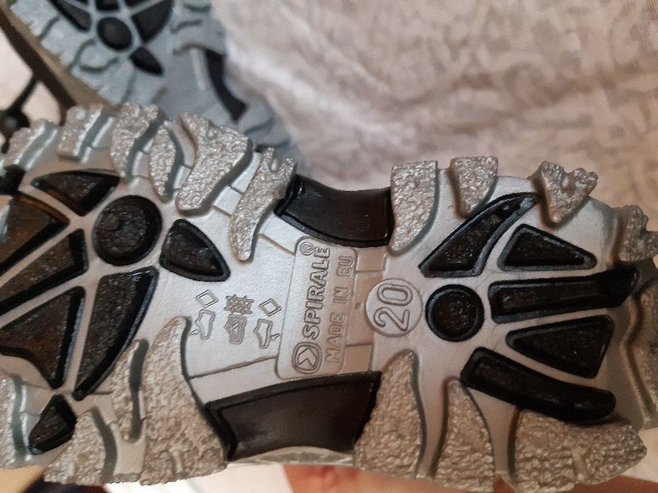 НОВИ естествена кожа N20