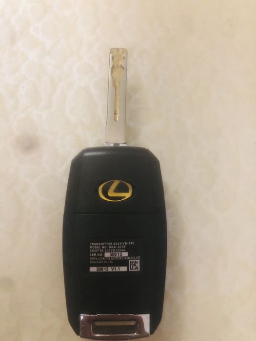Продается ключ(lexus)