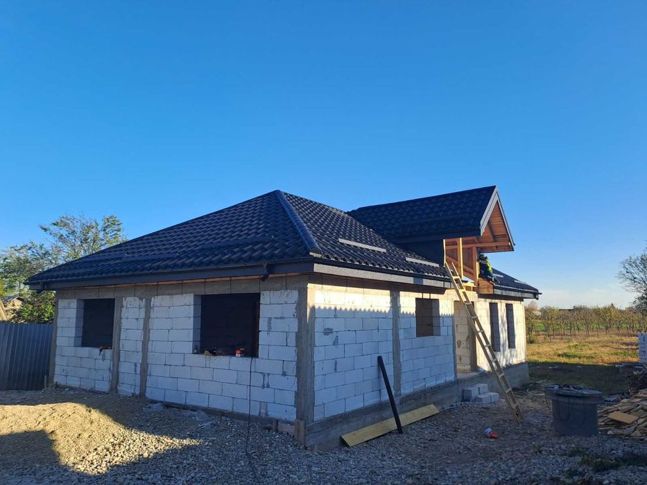 Montaj Acoperis/ Reparatii/ Dulgherie/Mansardari /Sisteme pluviale/ Montaj tigla/ GARANTIE