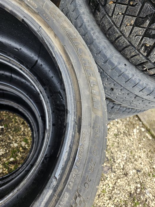 265/40R20 Michelin