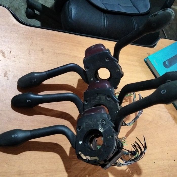 Гитара, стрекоза на Ауди 80 б3 б4,гольф3,гольф2,пассат б4.