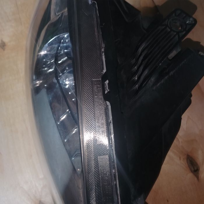 Жентра фара сотилади