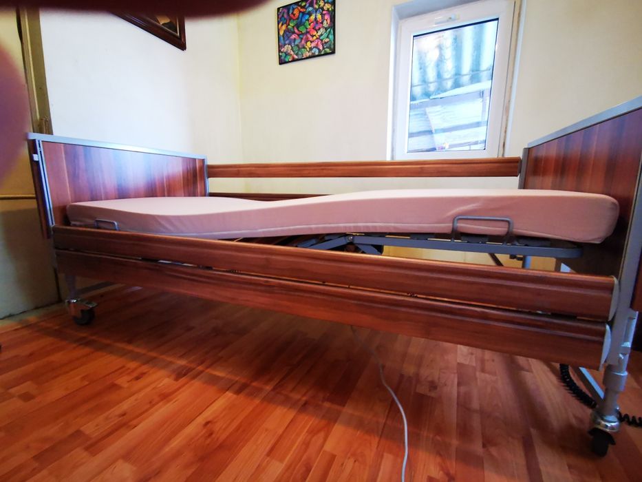 Pat spital , pat electric ,pat ingrijire batrani