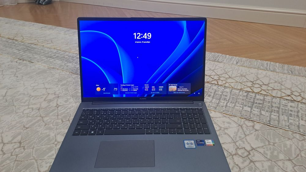 Laptop F9ADMKAP HUAWEI intel core i9