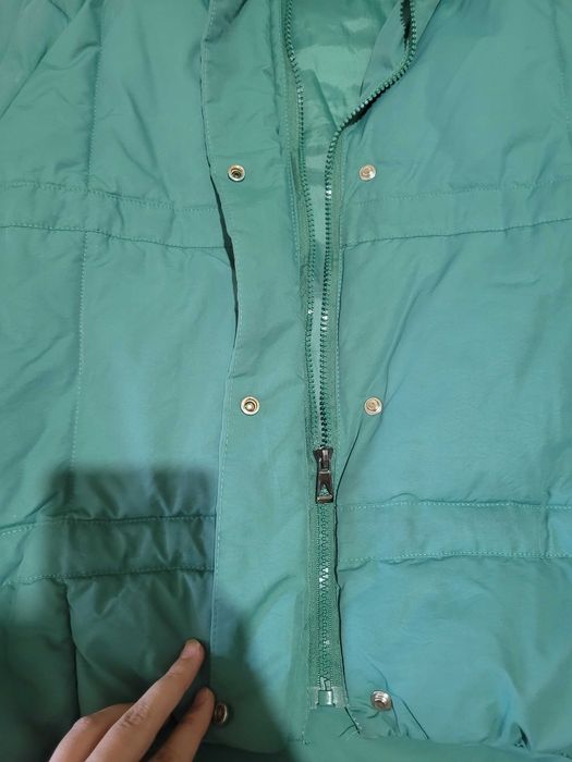 Женская куртка б/у