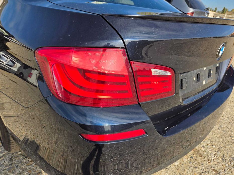 Stop lama tripla aripa haion portbagaj  BMW seria 5 F10