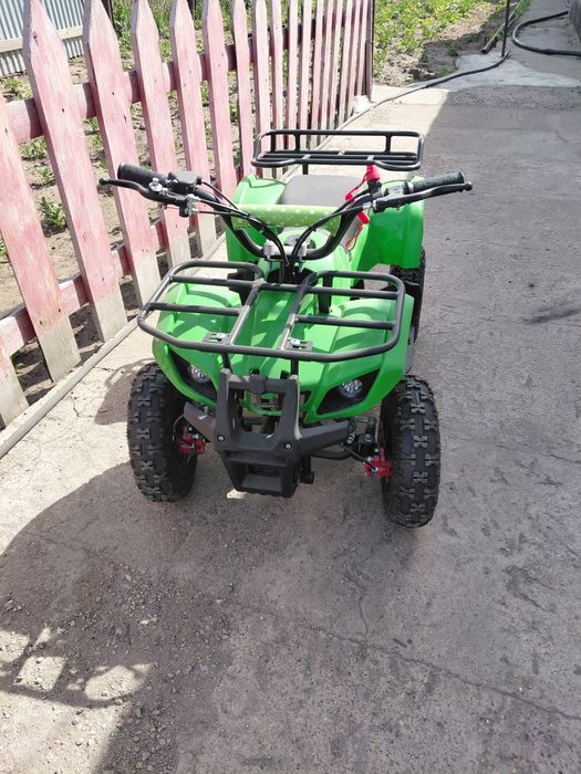 продам детский квадроцикл