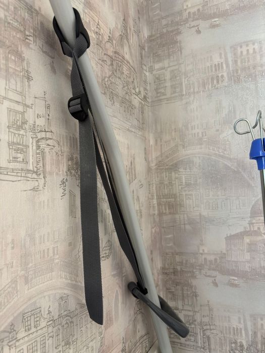 Медицинская кровать