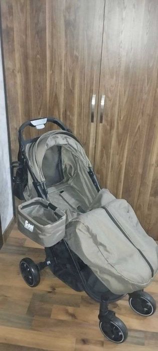 Коляска прогулочная детская всесезонная