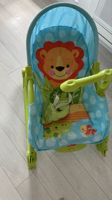 Бебешки шезлонг/люлка fisher price