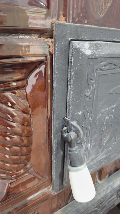 Teracota utilizată mobila