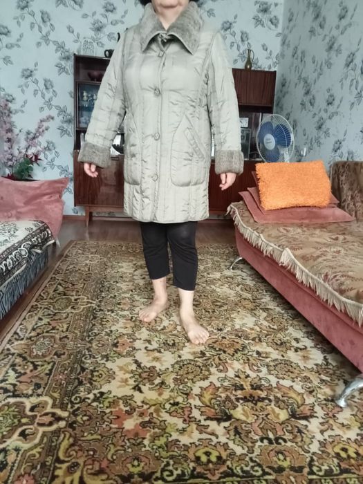 Продам Новое пальто р.48