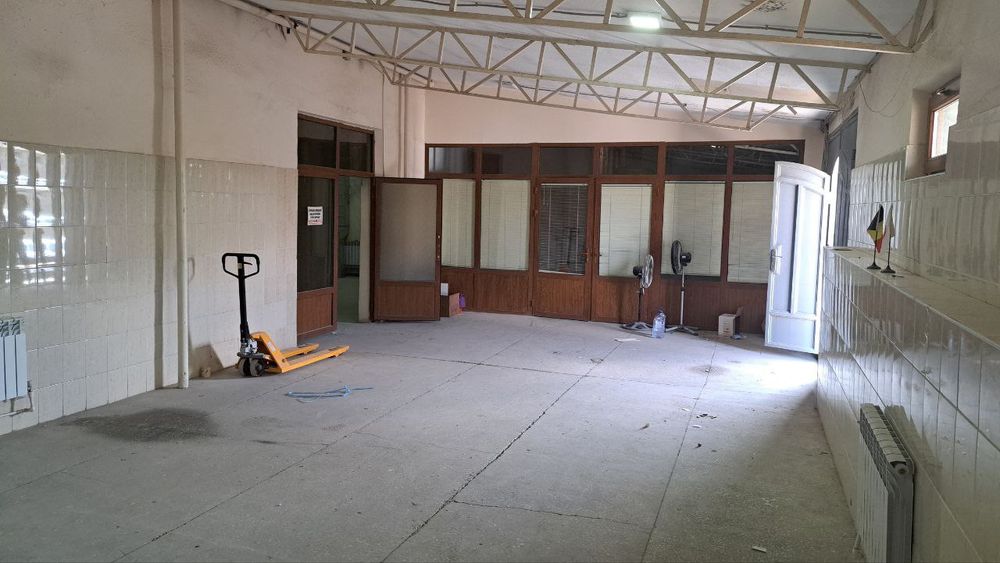 Склад на Максим Горький 267 КВ ,Буз базар