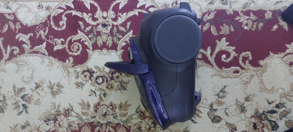 Пылесос --корпус