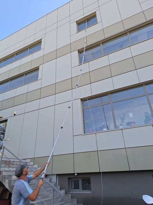 Spălat. Curățat geamuri