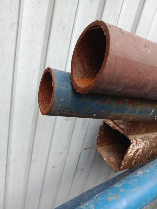 Трубалар , швеллер сатылады , жәшіктер