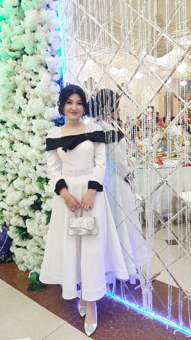 Вечерний платье для женщины