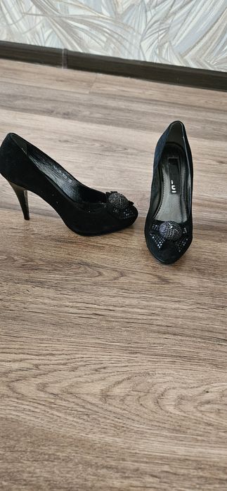 Туфли, Тауелсиздик 13