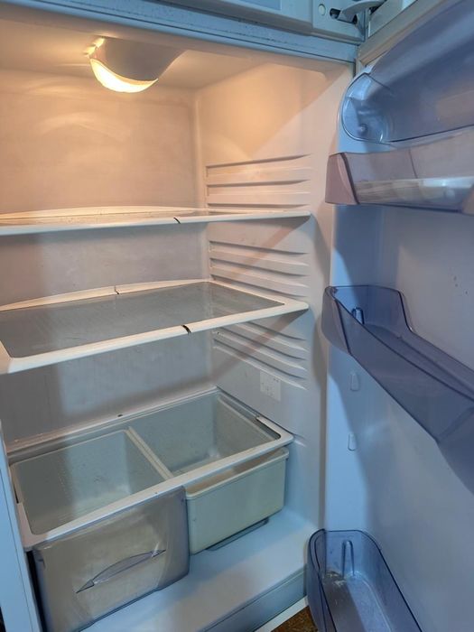 Холодильник бирюса