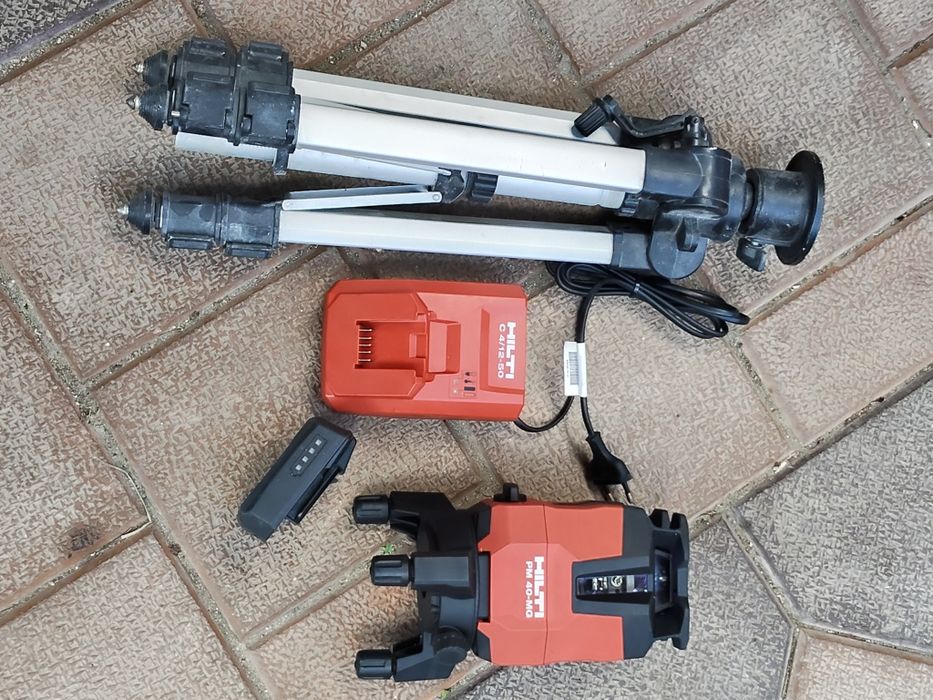 Nivela laser cu 16 linii , raza verde HILTI  PM 40-MG că nou cu trepied inclus