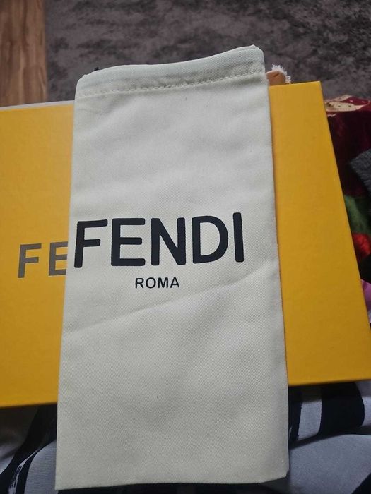 Fendi оригинал продам
