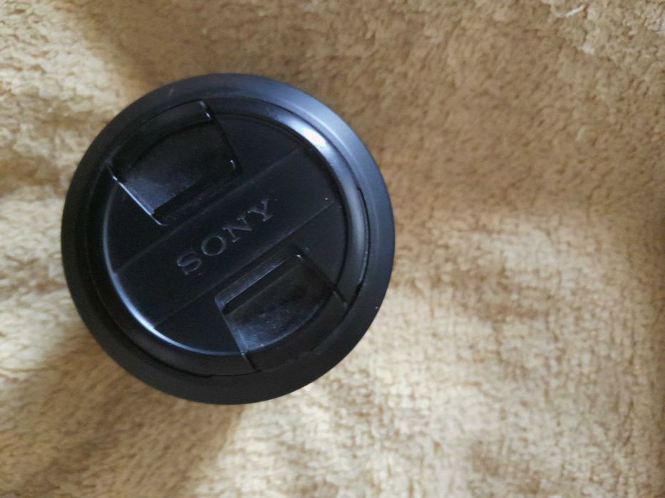 Sony DT 18-70mm f/3.5-5.6 A
